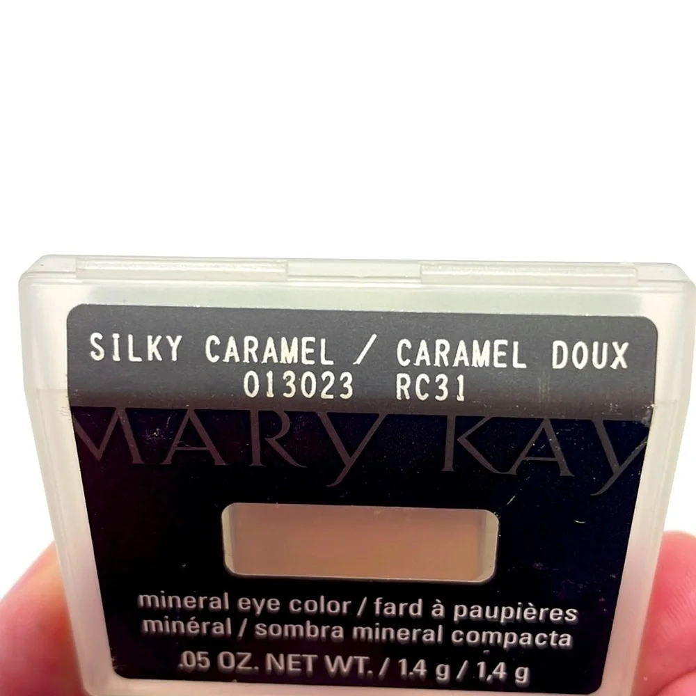 Mary Kay Mineral Eye Color – Silky Caramel (New, .05 oz